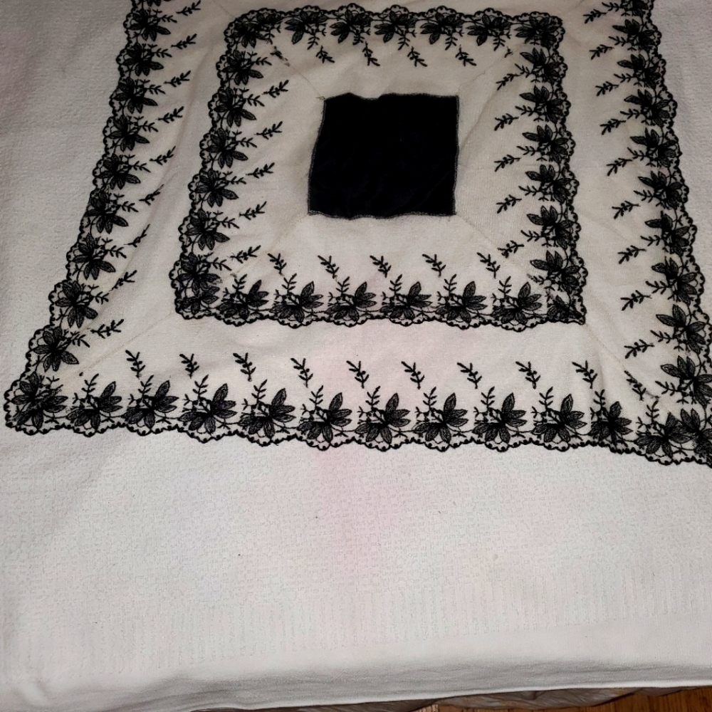 Black and white Linen Dress Handkerchief